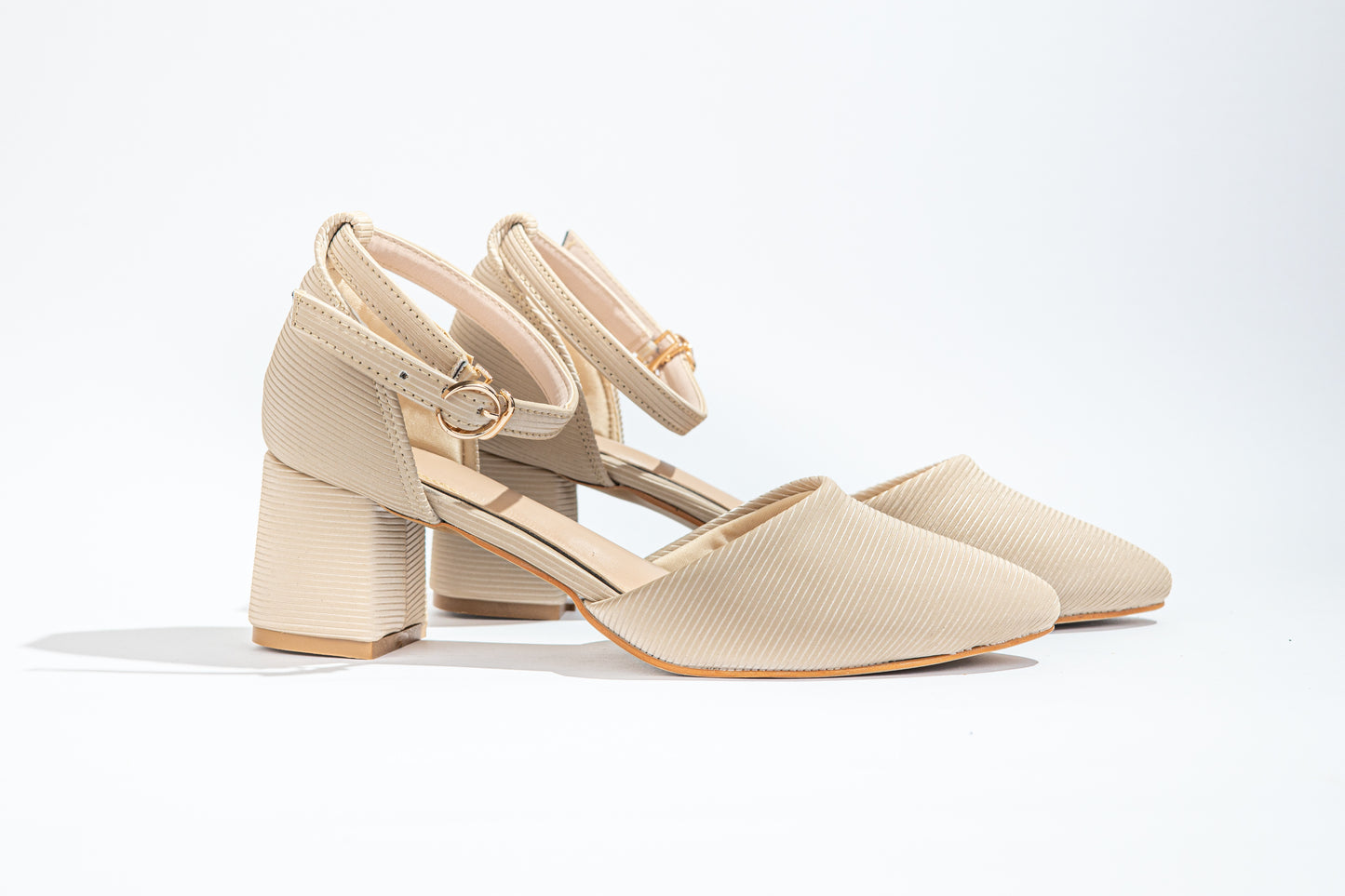 528-High Heel (Lines)