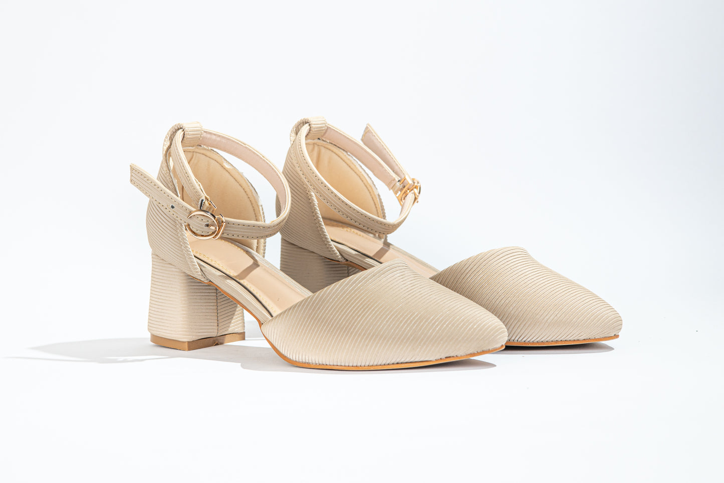 528-High Heel (Lines)