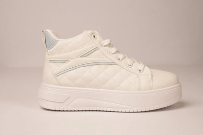 MI2 Flat Sneaker