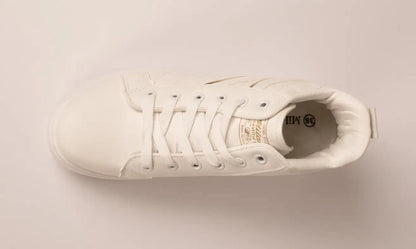 MI2 Flat Sneaker