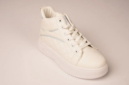 MI2 Flat Sneaker