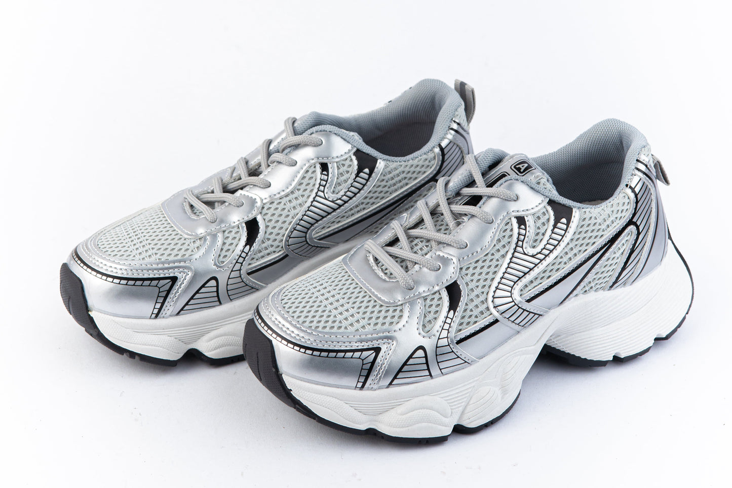 326 Flat Sneaker