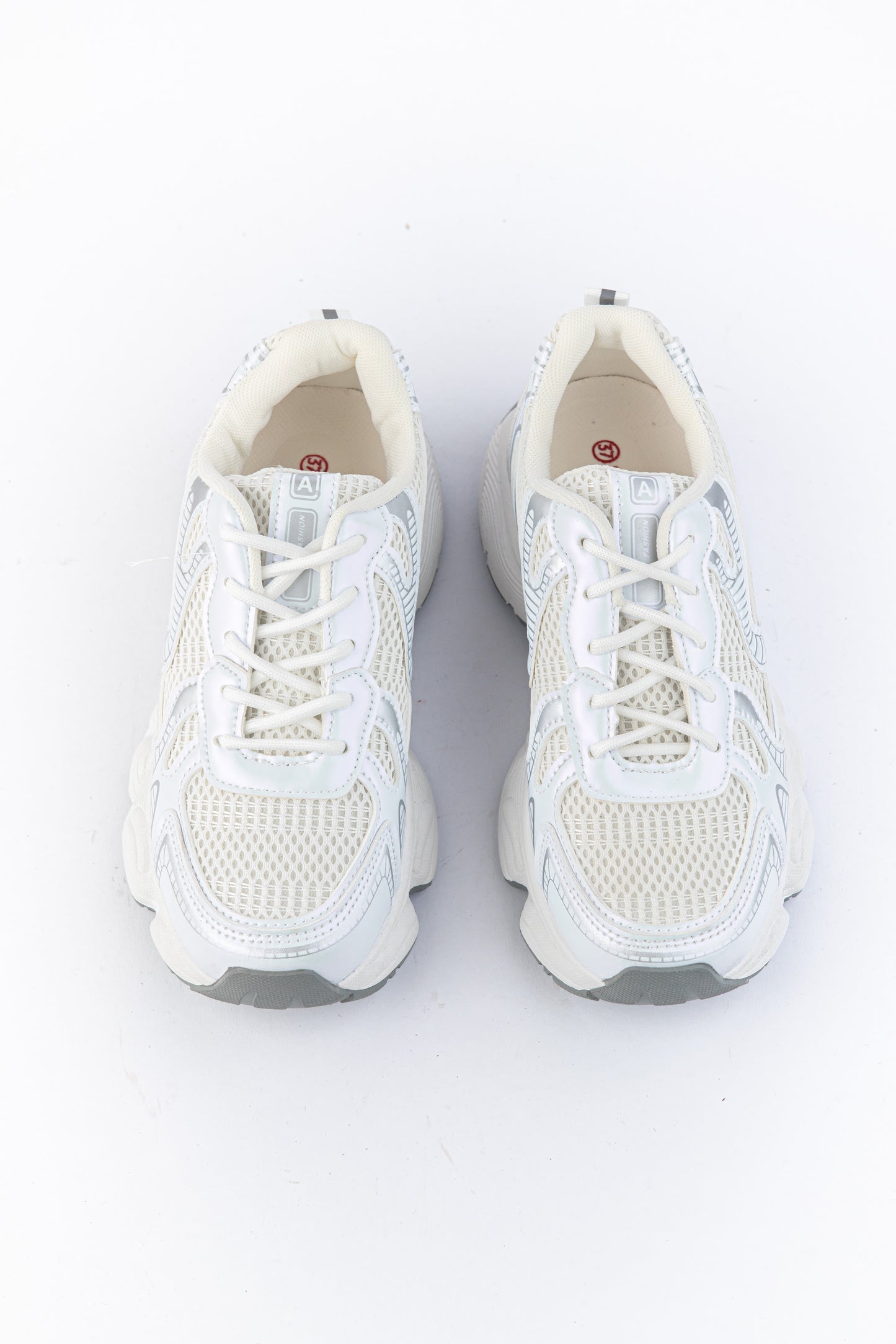 326 Flat Sneaker