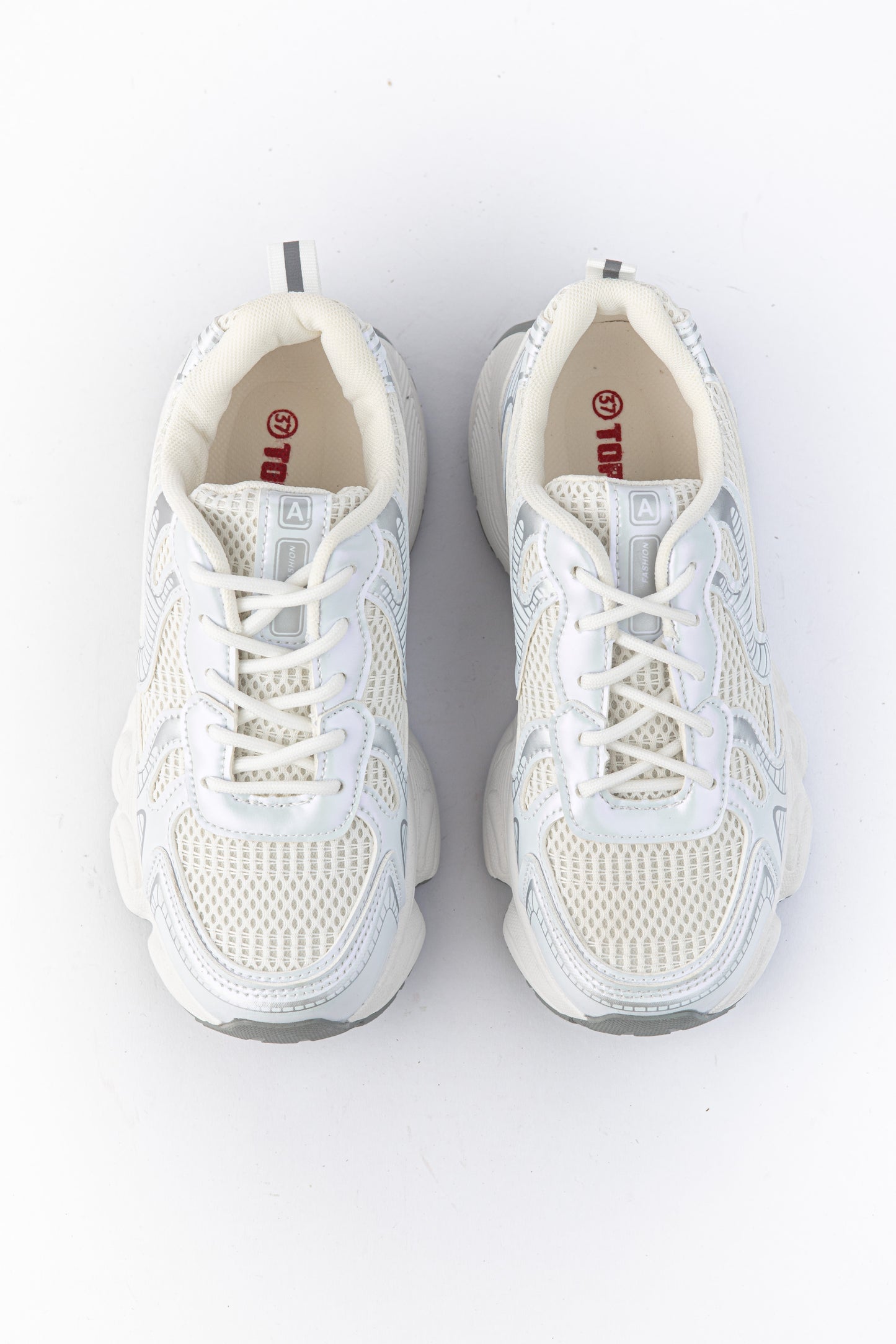 326 Flat Sneaker