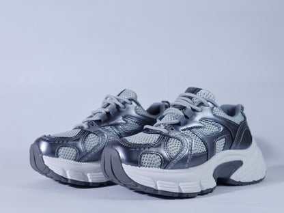323 Flat Sneaker
