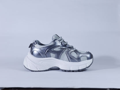 323 Flat Sneaker