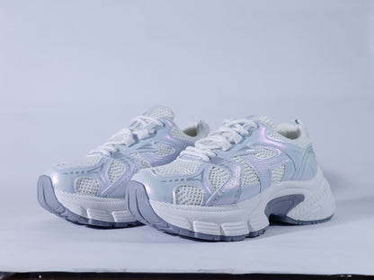 323 Flat Sneaker