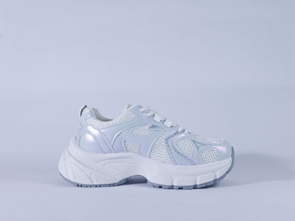 323 Flat Sneaker