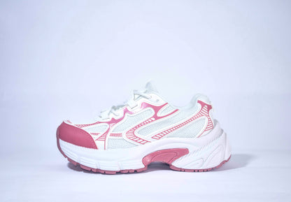 M104 Top Flat Sneaker