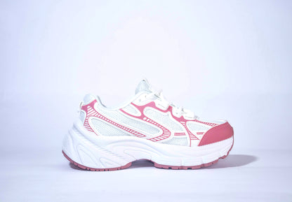 M104 Top Flat Sneaker